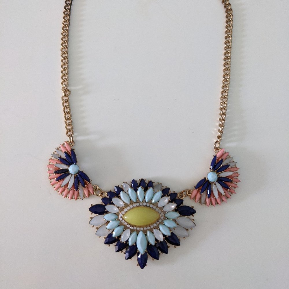 Colorful statement necklace with matching earrings